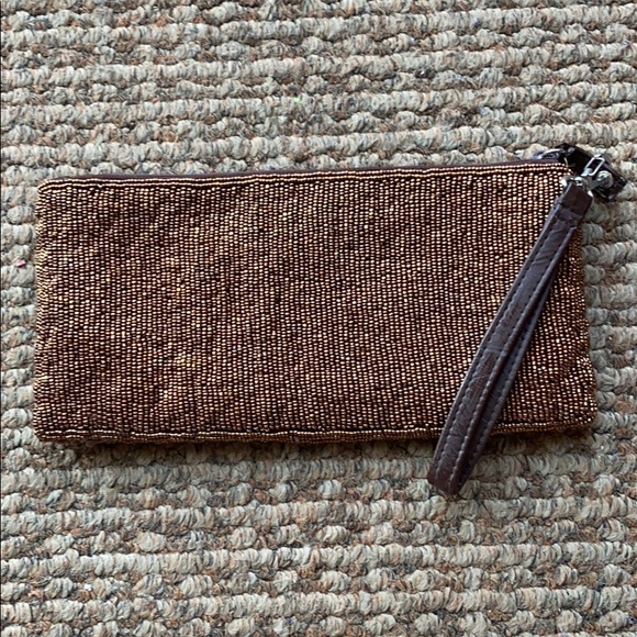 RARE Gently Used Steve Madden Jody Beaded Wristlet - Picture 2 of 7